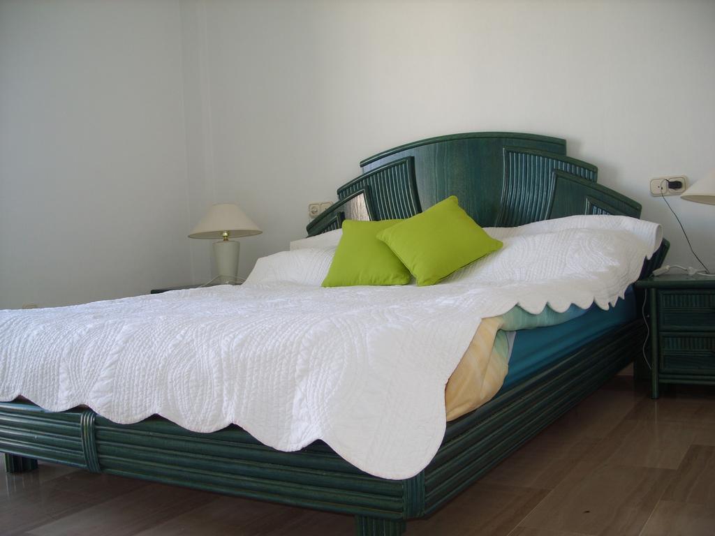 Apt Mijas Costa Arkadia Beach El Faro Marvellous Frontbeach With Stunning Seaviews And Historic Lighthouse Fuengirola Exteriör bild